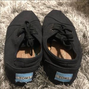 Toms cordones